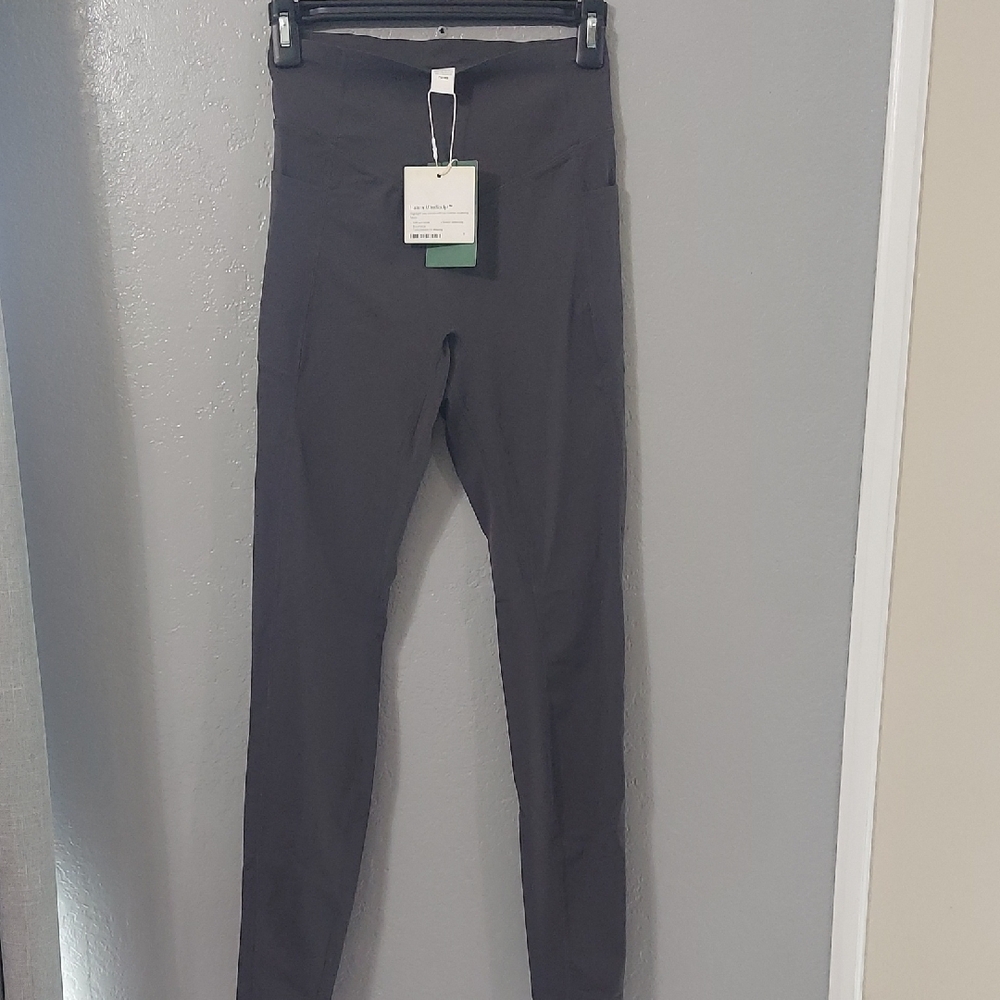 HALARA Dark Charcoal High-Waist Leggings
